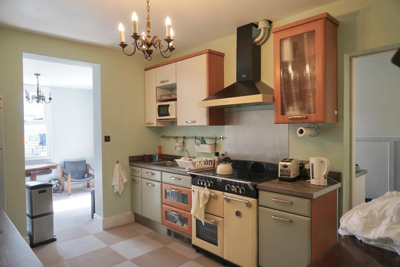 Sunny Ensuite Room And Annex Near Tottenham Stadium London Ngoại thất bức ảnh