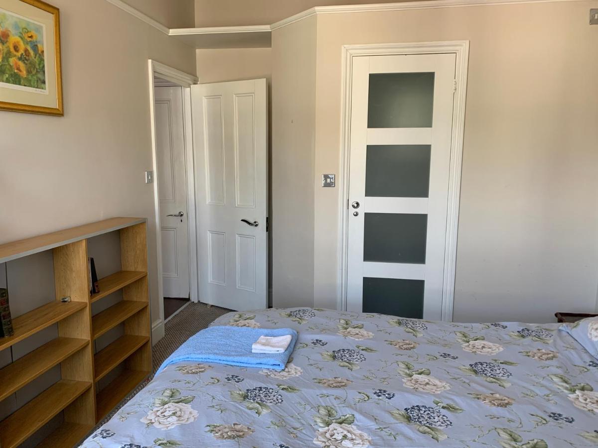 Sunny Ensuite Room And Annex Near Tottenham Stadium London Ngoại thất bức ảnh
