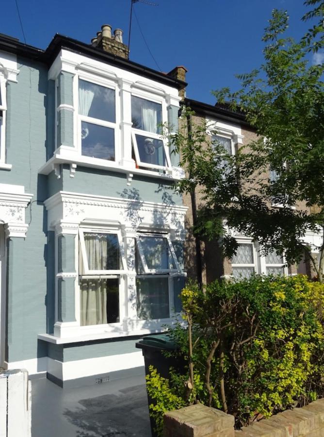 Sunny Ensuite Room And Annex Near Tottenham Stadium London Ngoại thất bức ảnh